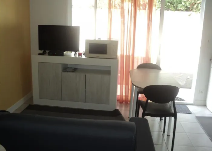 Mireille Apartman *